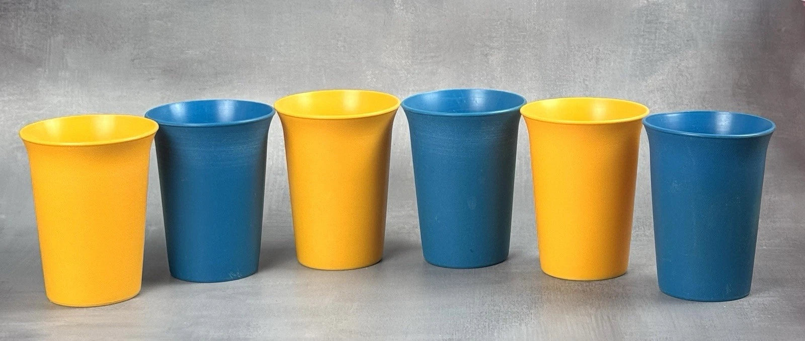 VINTAGE LOT OF 6 TUPPERWARE #109 Series BELL TUMBLERS 7 OZ KIDS CUPS | eBay