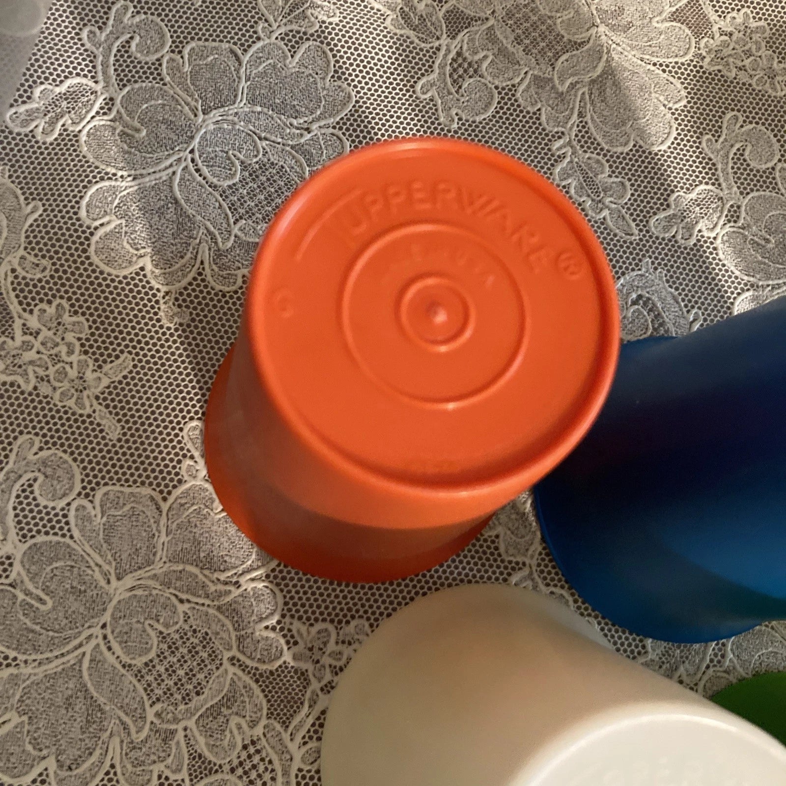 Vtg Tupperware Classic Kids 6 oz Bell Tumblers Cups Primary Colors Set of 5 | eBay