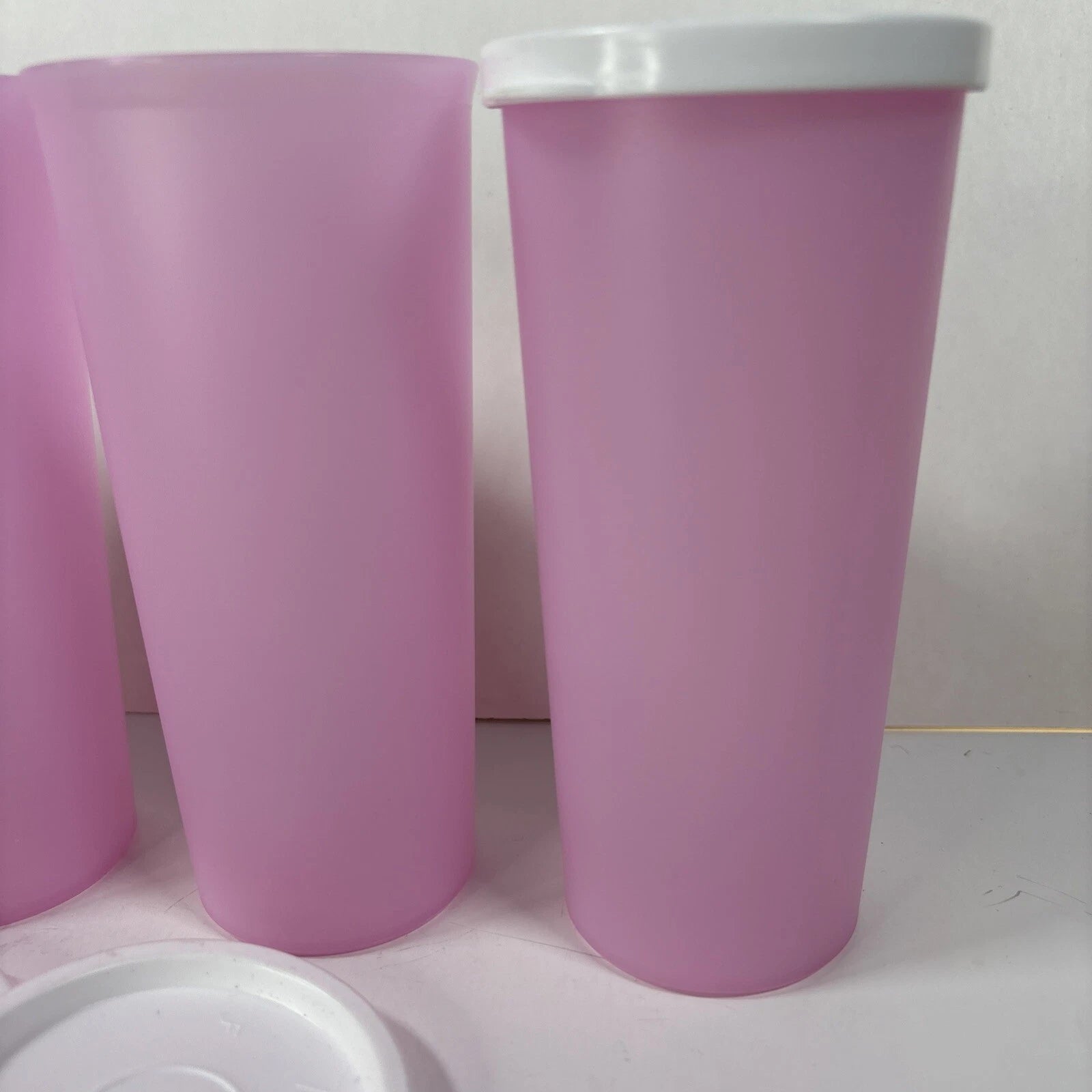 Tupperware Pastel Pink Tumblers Glasses Cups 12 oz Set of 4 with Lids | eBay
