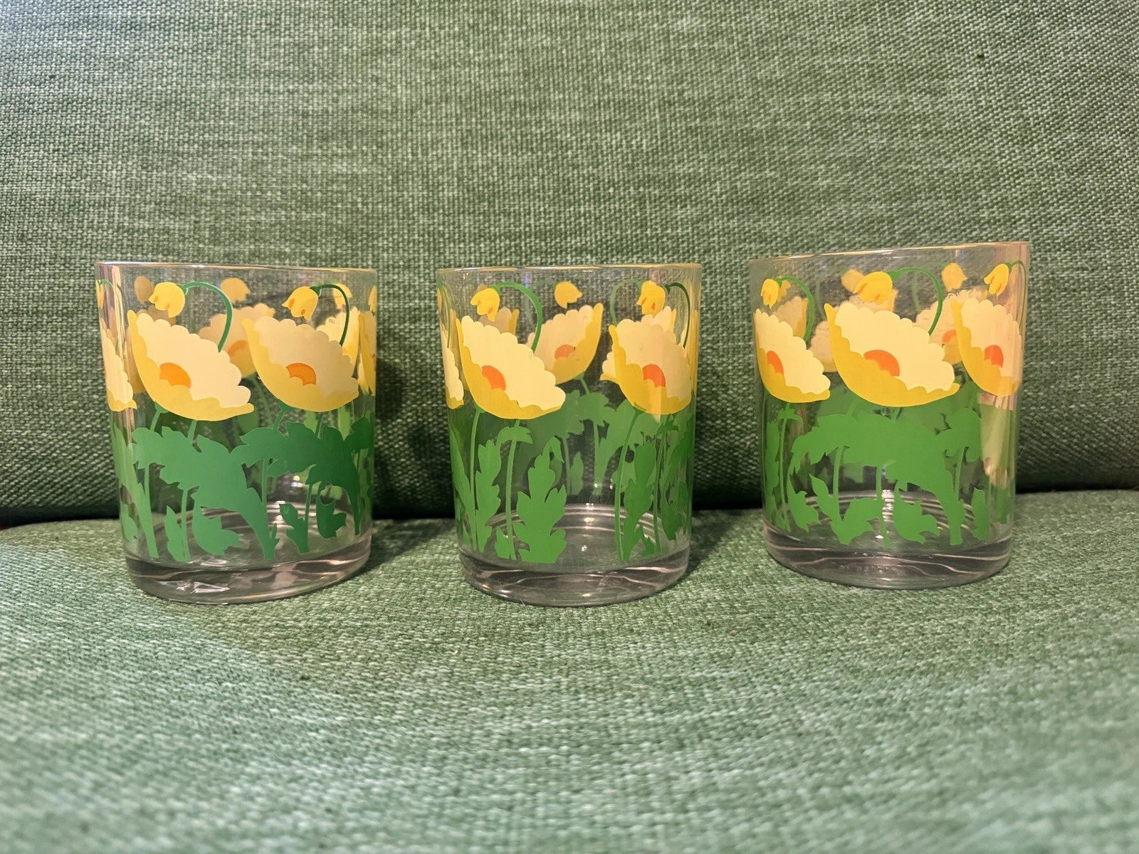 Vtg 1960s Yellow Poppy Tumblers H.J. Stotter USA NY Set 6 Acrylic 14oz Cups 4" | eBay