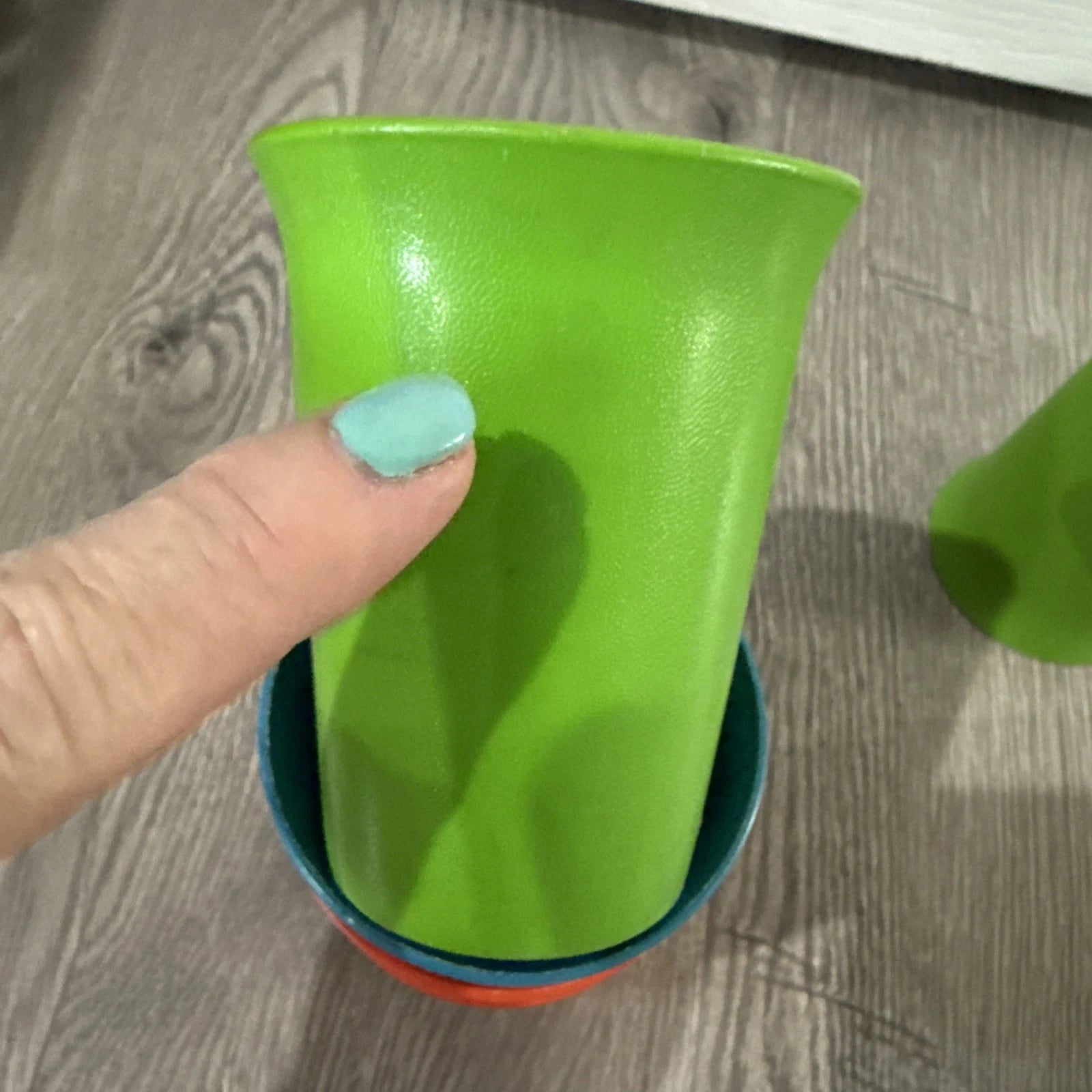 Tupperware Classic Kids Bell Vintage Tumblers 7oz Cups Primary Set of 5 | eBay