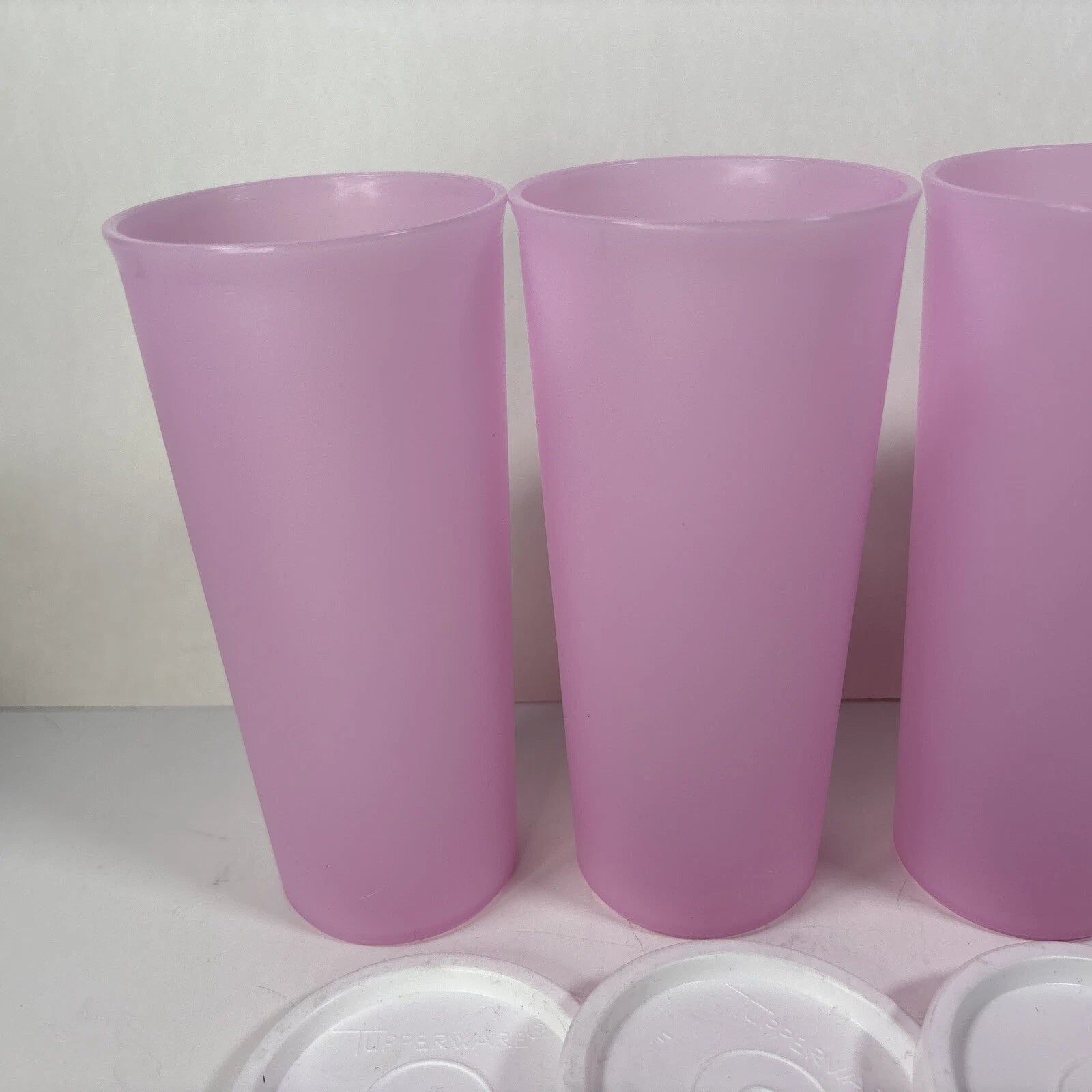Tupperware Pastel Pink Tumblers Glasses Cups 12 oz Set of 4 with Lids | eBay