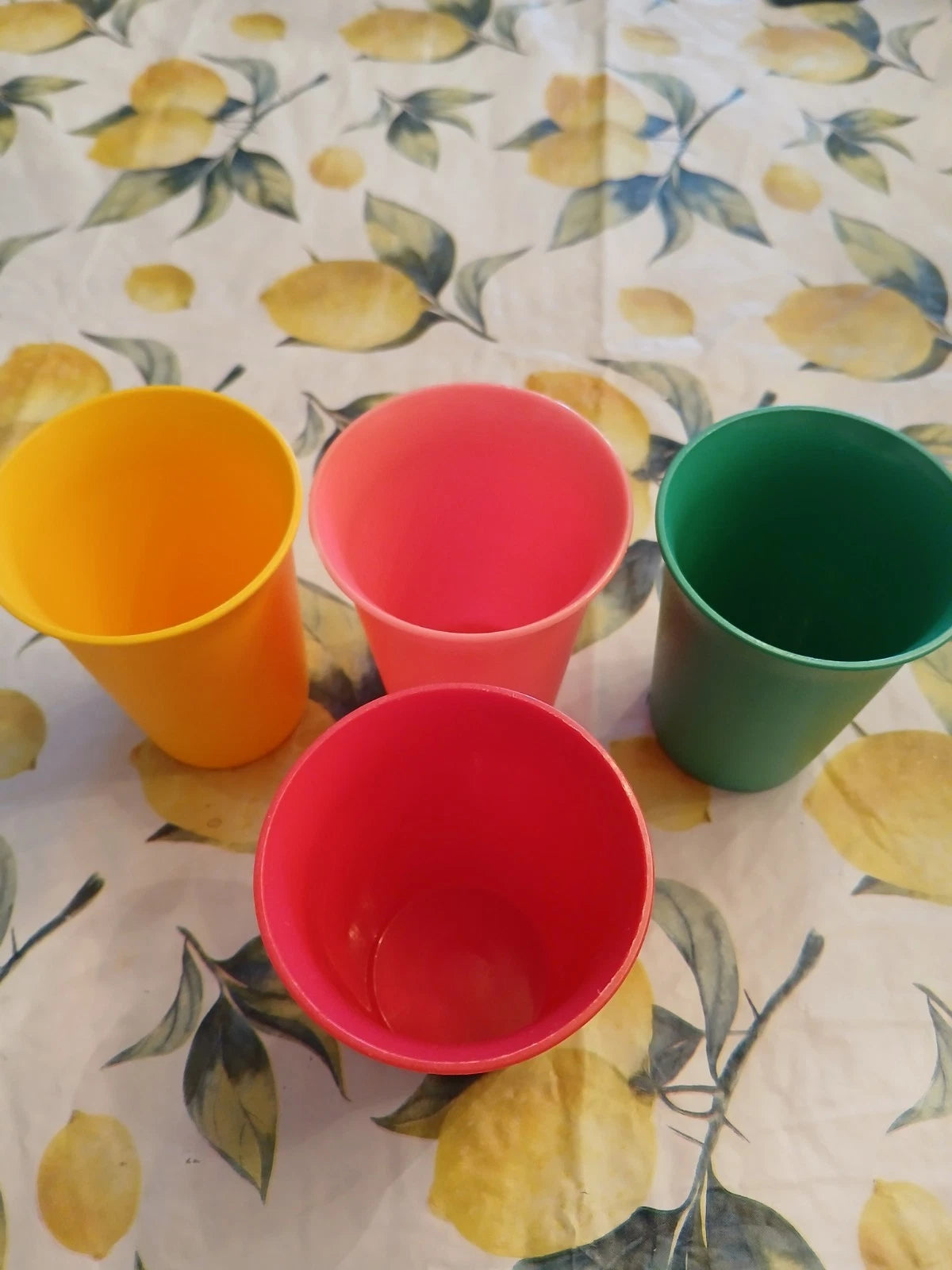 4 Vintage Tupperware 6oz Kids Stacking Bell Juice Tumblers/Cups #109 USA | eBay