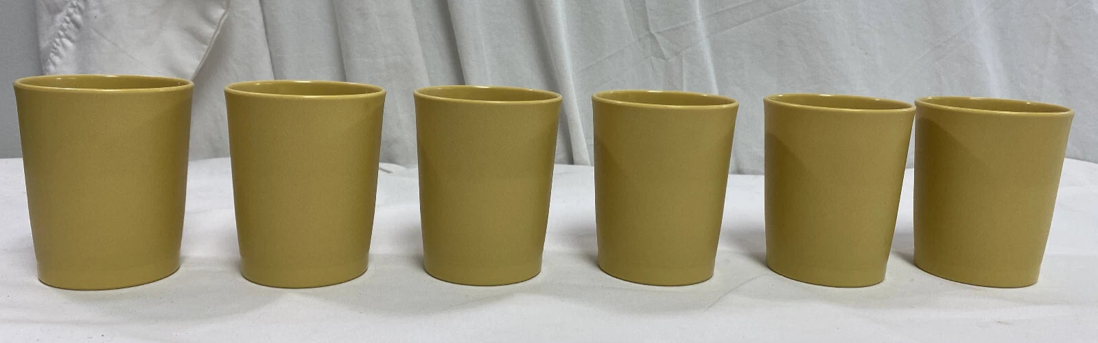 Tupperware Tumblers~3.25"~6 oz. Kids Juice Cups #1251 Harvest Gold Set Of 6~VGUC | eBay