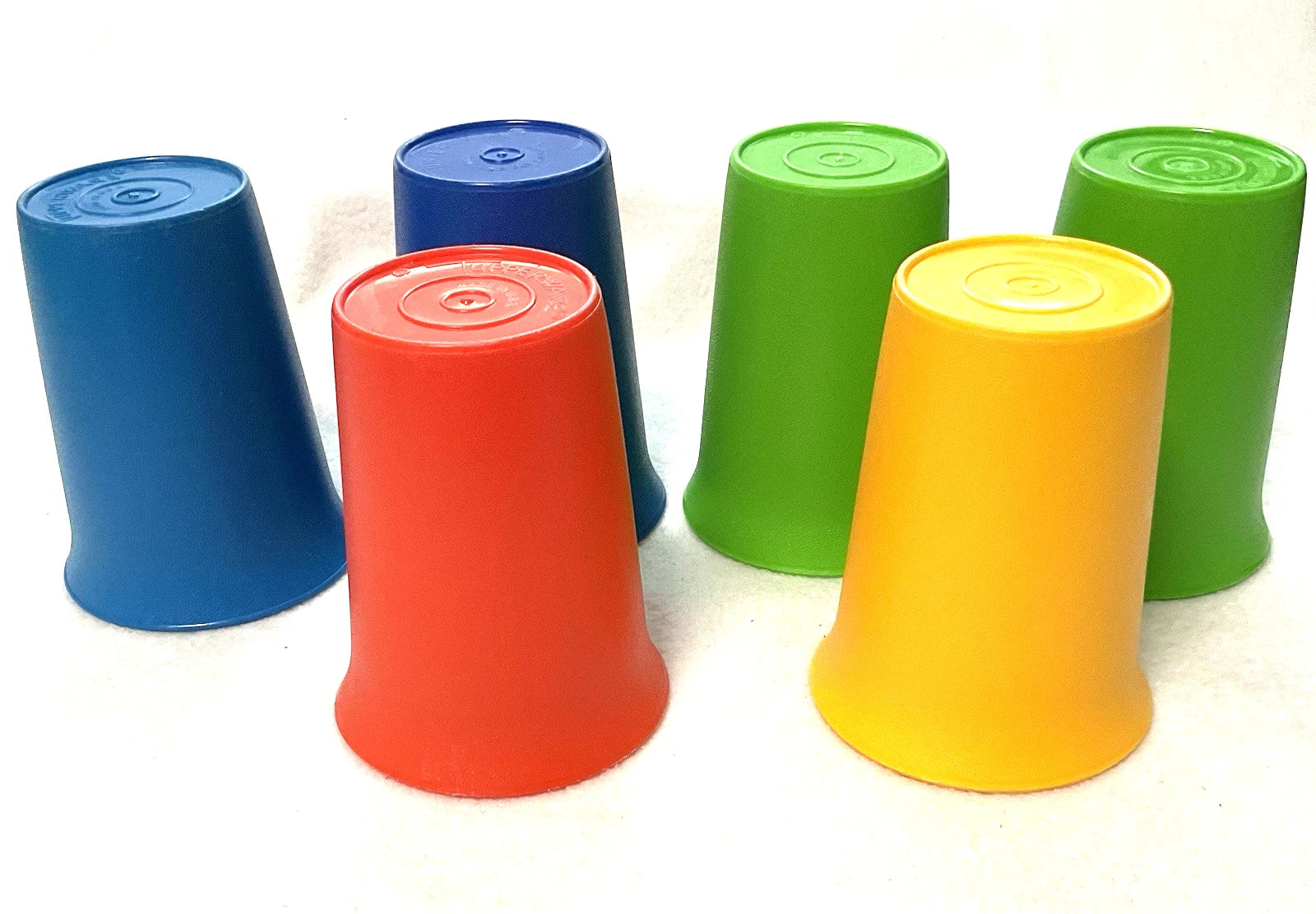 Vintage Tupperware Bell 7 OZ Tumblers #109 Set of 6 Blue Green Red Yellow EUC | eBay