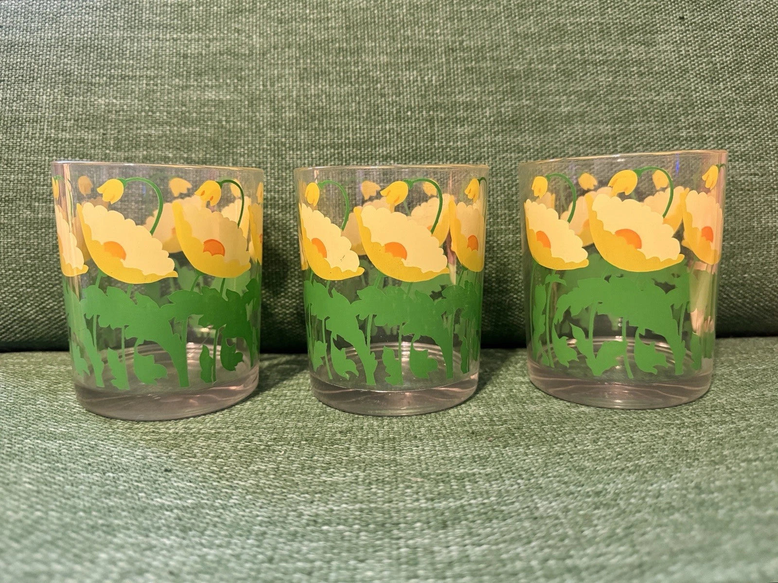 Vtg 1960s Yellow Poppy Tumblers H.J. Stotter USA NY Set 6 Acrylic 14oz Cups 4" | eBay