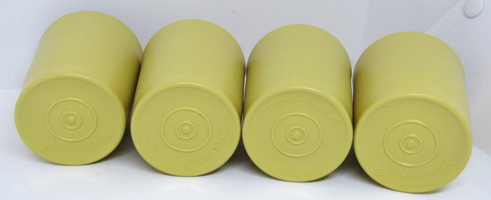 Tupperware Gold 1254 6 oz. Tumbers. Set of 4. | eBay