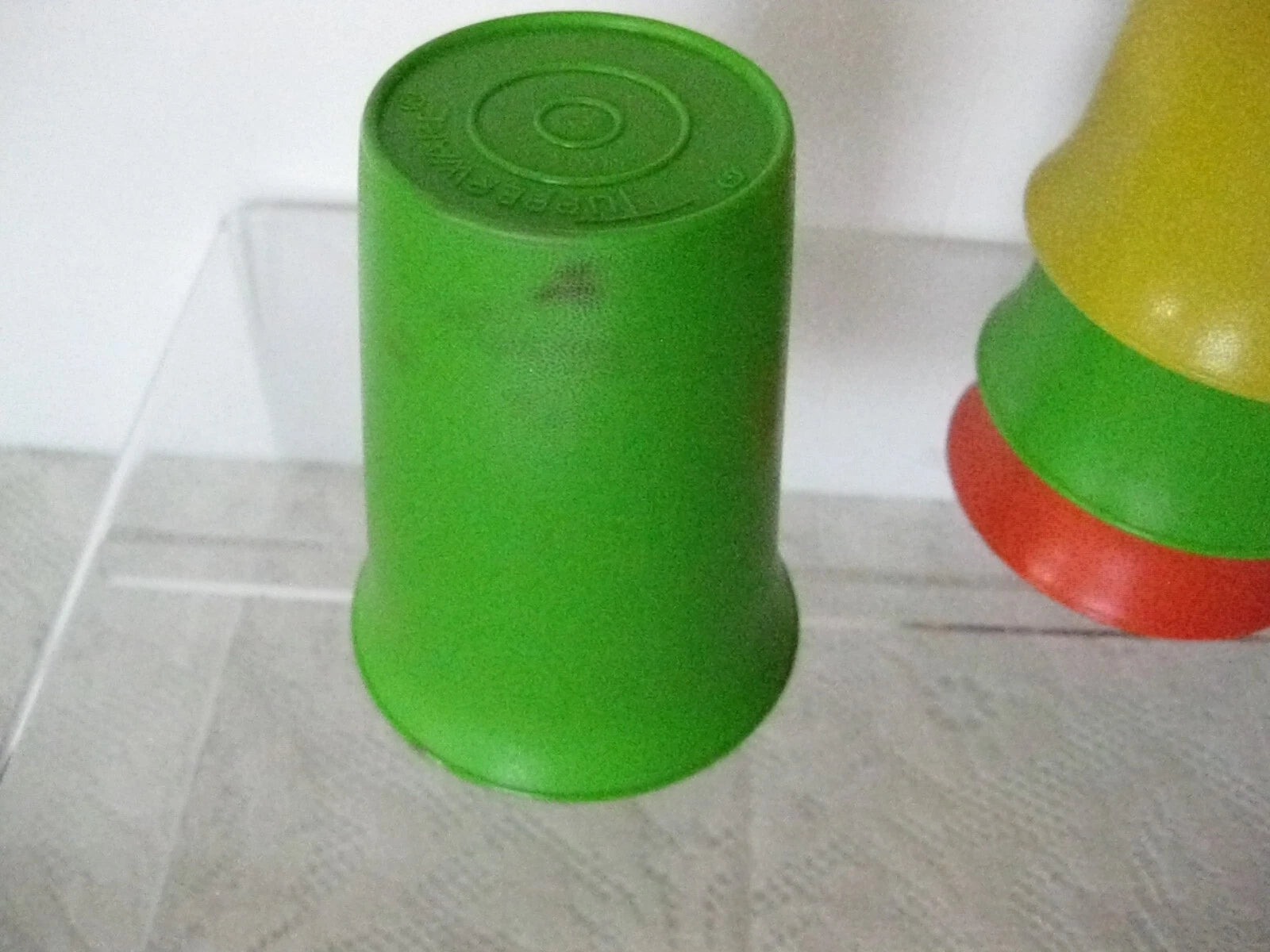 Set of 4 Tupperware Kids Bell Tumblers Plastic Cups 6 Fl oz Classic Colors USA | eBay