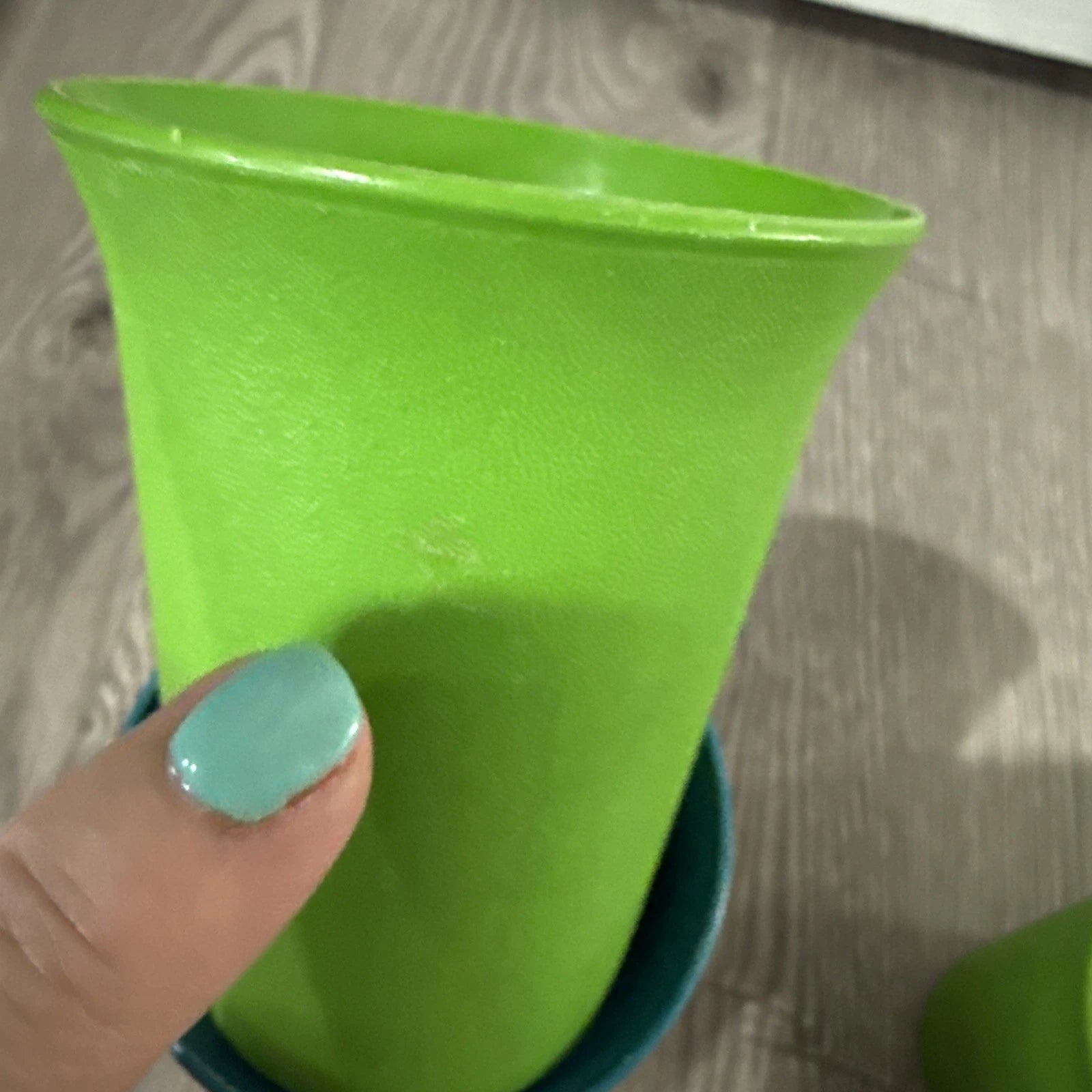 Tupperware Classic Kids Bell Vintage Tumblers 7oz Cups Primary Set of 5 | eBay