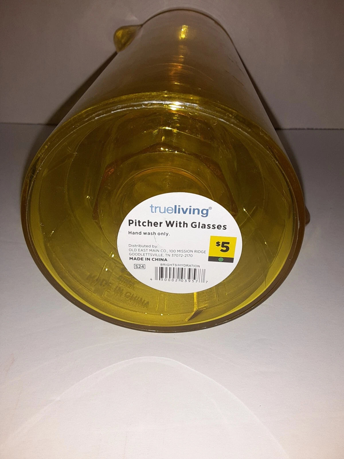 True Living 2 Qt Pitcher W/Lid & 4-8oz Cups Yellow Plastic Set NEW | eBay