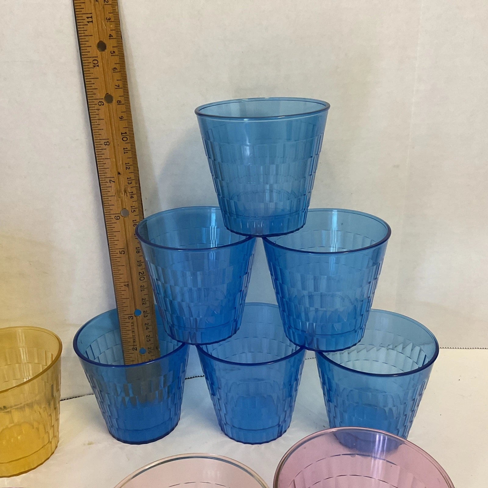 Vtg Oatmeal 3” Plastic Tumbler Cups Lot of 15 5 Yellow, 6 Blue, And 4 Pink | eBay