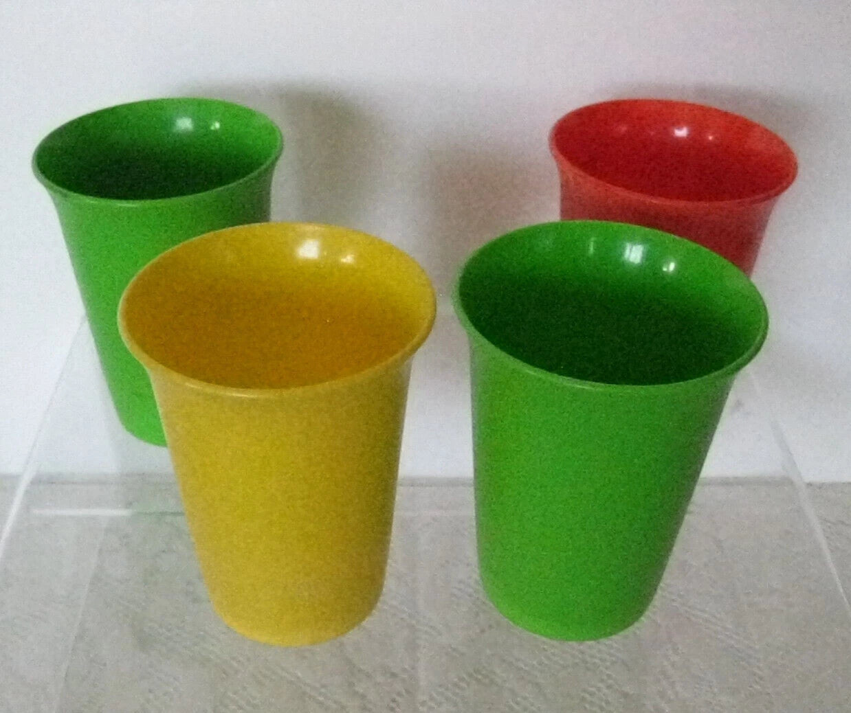 Set of 4 Tupperware Kids Bell Tumblers Plastic Cups 6 Fl oz Classic Colors USA | eBay