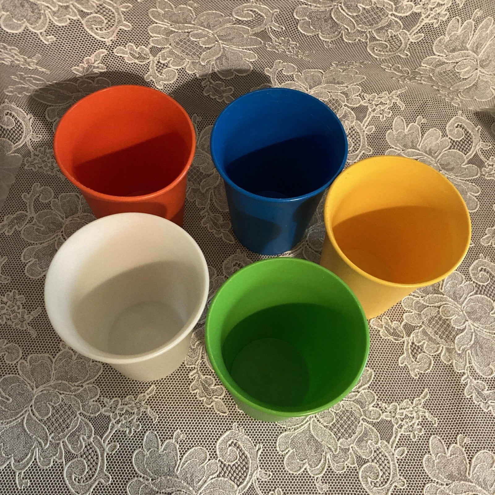 Vtg Tupperware Classic Kids 6 oz Bell Tumblers Cups Primary Colors Set of 5 | eBay