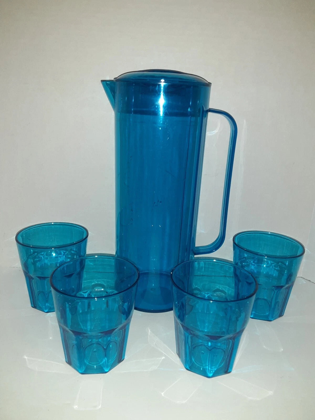 True Living 2 Qt Pitcher W/Lid & 4-8oz Cups Blue Plastic Set NEW | eBay