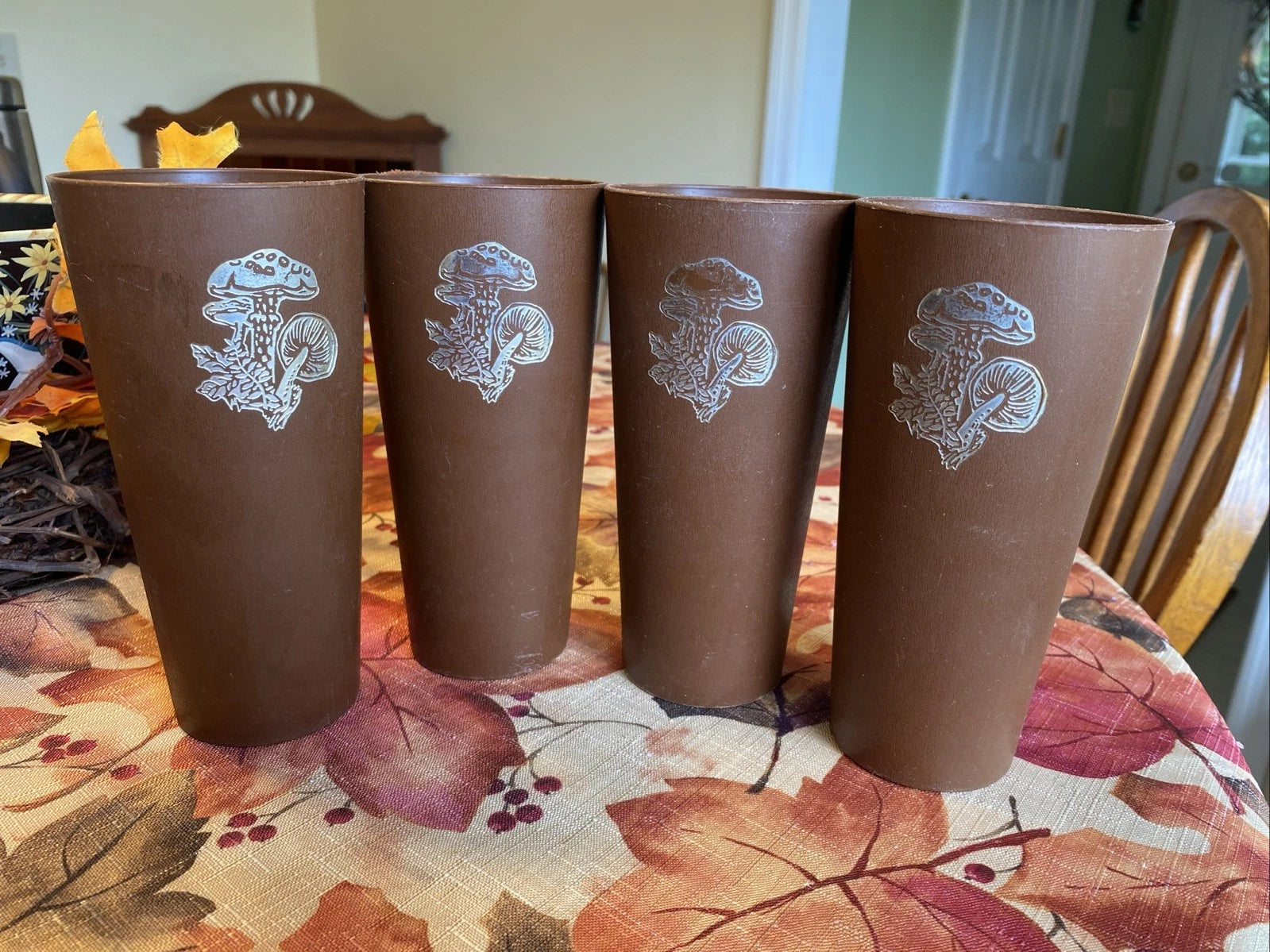 Vintage Gold Mushrooms 1970s Brown Plastic Cups Set of 4 NASCO Tumblers | eBay