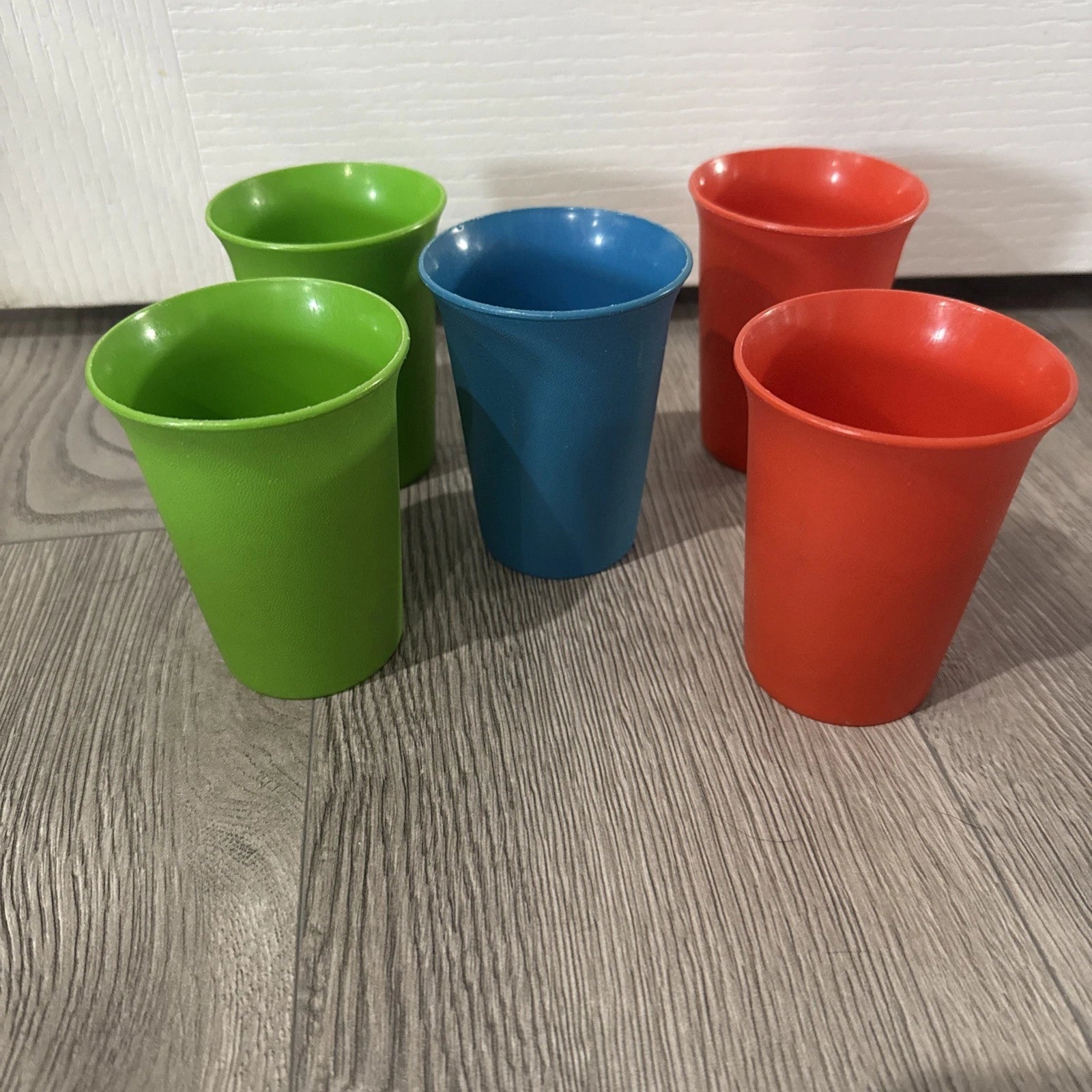 Tupperware Classic Kids Bell Vintage Tumblers 7oz Cups Primary Set of 5 | eBay
