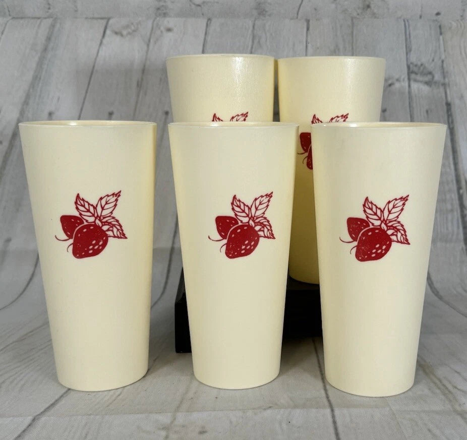 Set Of 5 Vintage Nasco Strawberry Print Plastic Tumblers 6” Cream Stackable 70’s | eBay