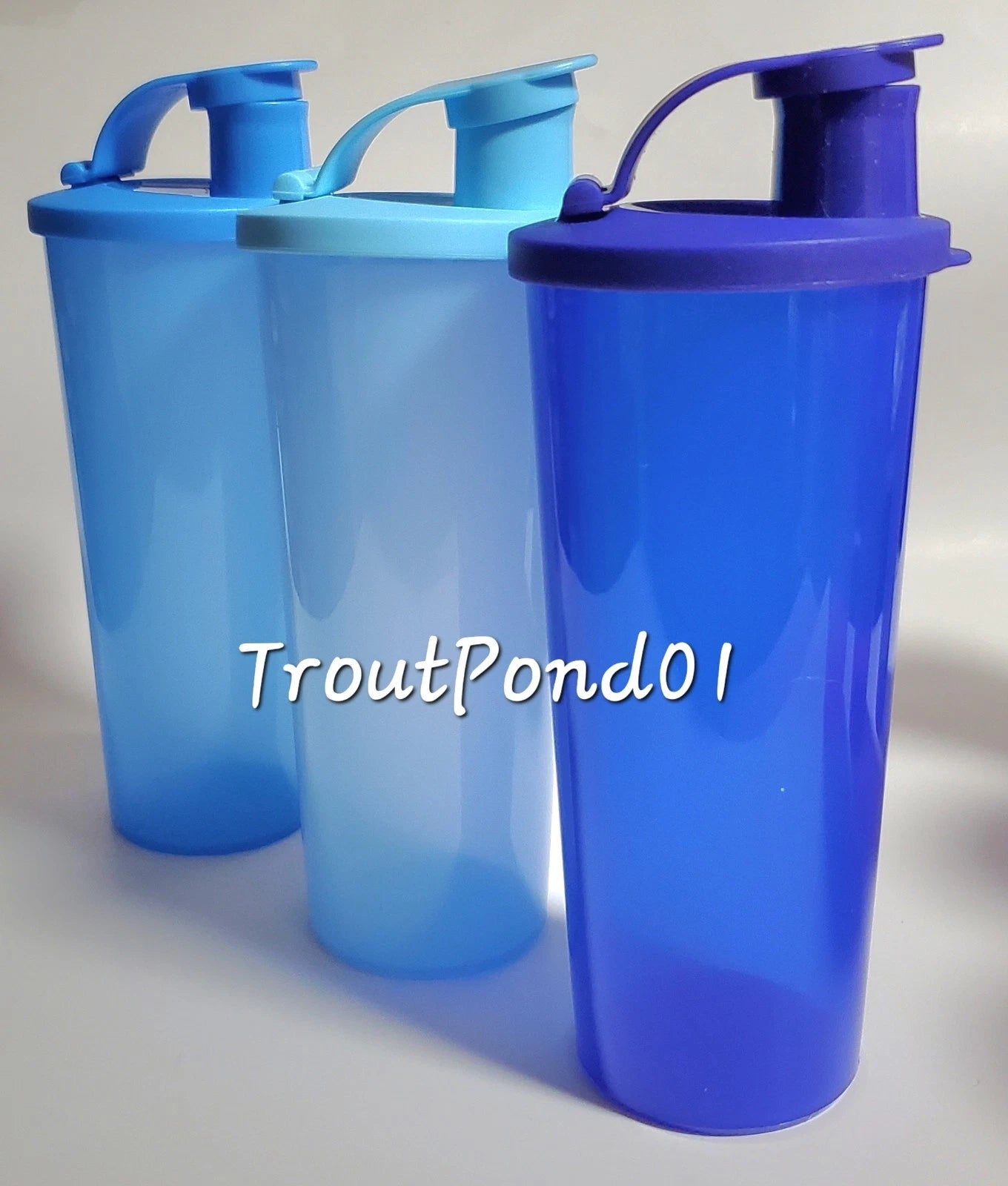 Tupperware Tumblers 16 oz Tumbler Set 3 Flip Top Seals Lids Shades of Blue New | eBay